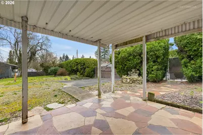 15904 SE Harrison St, Portland, OR 97233 - Photo 30