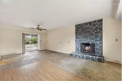 15904 SE Harrison St, Portland, OR 97233 - Photo 20