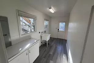 1022 Horn Ln, Eugene, OR 97404 - Photo 6