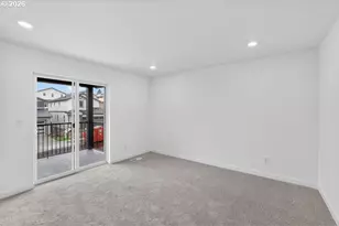 3704 SW 40th St, Gresham, OR 97080 - Photo 6