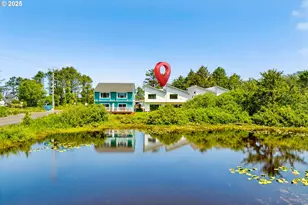 42 Washington St, Rockaway Beach, OR 97136 - Photo 10