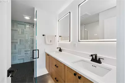 42 Washington St, Rockaway Beach, OR 97136 - Photo 32