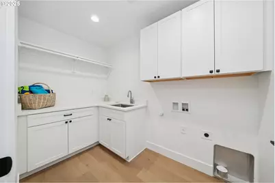 42 Washington St, Rockaway Beach, OR 97136 - Photo 36