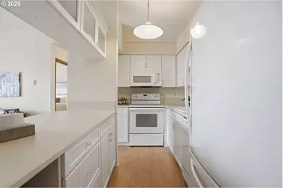 11040 SW Greenburg Rd #311, Tigard, OR 97223 - Photo 10