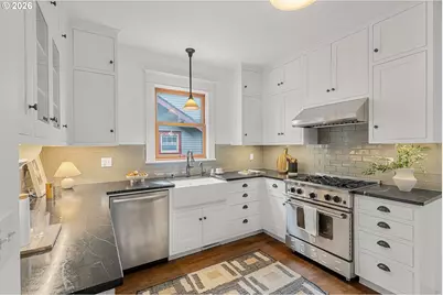 3681 NE Senate St, Portland, OR 97232 - Photo 16