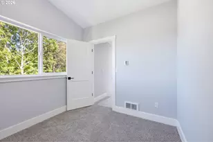107 SE 3rd St, Troutdale, OR 97060 - Photo 30
