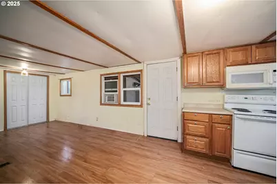 620 SE 2nd Ave #44, Canby, OR 97013 - Photo 18