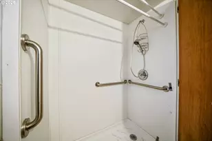 620 SE 2nd Ave, Canby, OR 97013 - Photo 6