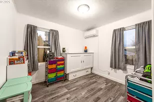 1064 E Taylor Ave, Cottage Grove, OR 97424 - Photo 16