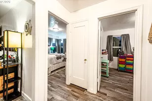 1064 E Taylor Ave, Cottage Grove, OR 97424 - Photo 18