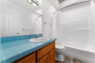 16676 SW Jordan Way, Portland, OR 97224 - Photo 36