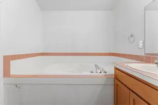16676 SW Jordan Way, Portland, OR 97224 - Photo 28