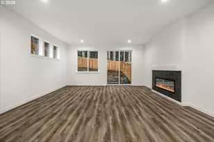 272 NW Mawrcrest Ave, Gresham, OR 97030 - Photo 6