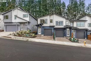 272 NW Mawrcrest Ave, Gresham, OR 97030 - Photo 2