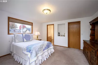 695 SW Westview Dr, McMinnville, OR 97128 - Photo 22