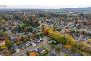 695 SW Westview Dr, McMinnville, OR 97128 - Photo 46