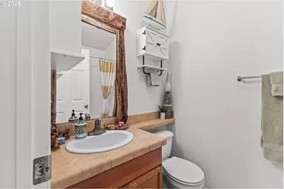 1050 Broadway Ave, Winchester Bay, OR 97467 - Photo 24