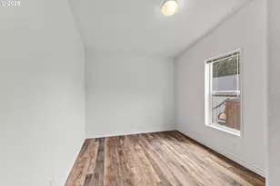 1050 Broadway Ave, Winchester Bay, OR 97467 - Photo 26