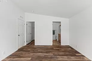 1050 Broadway Ave, Winchester Bay, OR 97467 - Photo 18