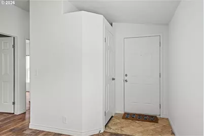 1050 Broadway Ave, Winchester Bay, OR 97467 - Photo 22