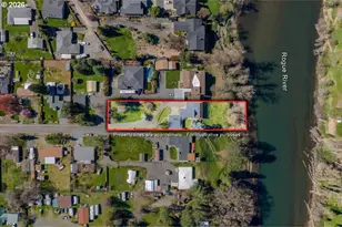 1300 Daisy Ln, Grants Pass, OR 97527 - Photo 38