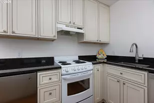 180 SE Hwy 101, Lincoln City, OR 97367 - Photo 10