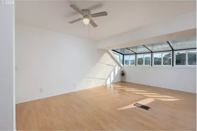 180 SE Highway 101 #7, Lincoln City, OR 97367 - Photo 16