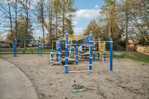 16010 SE Lisa Ln, Milwaukie, OR 97267 - Photo 36