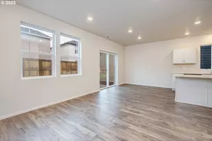 395 Pietro St NE, Salem, OR 97301 - Photo 4