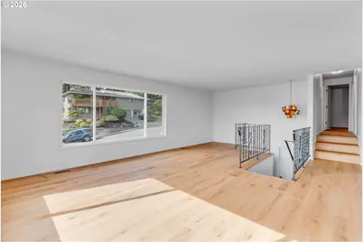 6696 Partridge Cir, Gladstone, OR 97027 - Photo 8