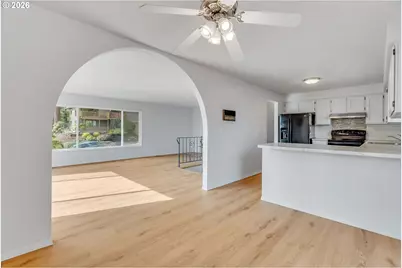 6696 Partridge Cir, Gladstone, OR 97027 - Photo 10