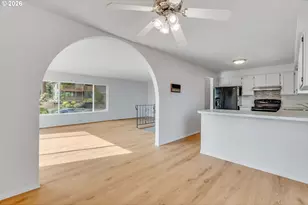 6696 Partridge Cir, Gladstone, OR 97027 - Photo 10
