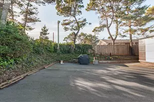 4333 SW Coast Ave, Lincoln City, OR 97367 - Photo 30