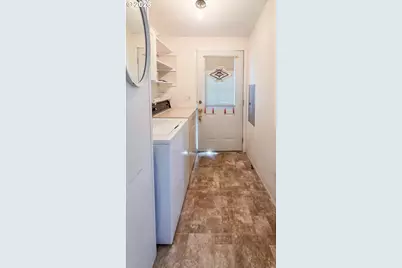 1200 E Central Ave #128, Sutherlin, OR 97479 - Photo 12