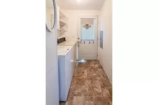 1200 E Central Ave, Sutherlin, OR 97479 - Photo 12