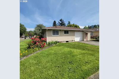 47858 W 1st St, Oakridge, OR 97463 - Photo 2