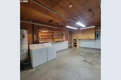 47858 W 1st St, Oakridge, OR 97463 - Photo 30