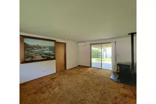 47858 W 1st St, Oakridge, OR 97463 - Photo 10