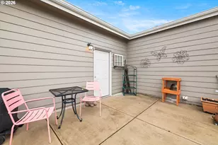 721 Oriental Ct, Molalla, OR 97038 - Photo 32