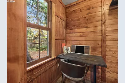21820 E Ez Ln, Rhododendron, OR 97049 - Photo 32