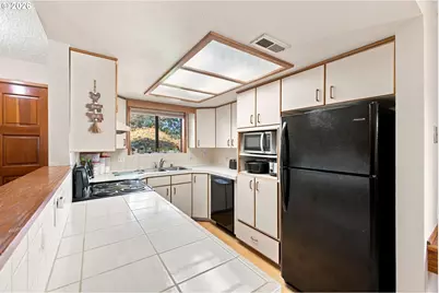 13815 NW 10th Ct #F, Vancouver, WA 98685 - Photo 6