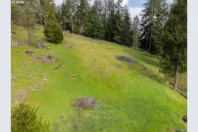 402 Northside Rd, Sutherlin, OR 97479 - Photo 36