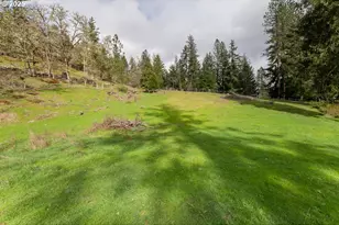 402 Northside Rd, Sutherlin, OR 97479 - Photo 34