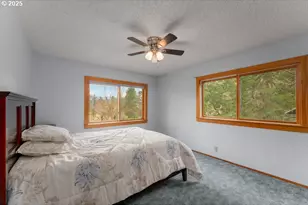 402 Northside Rd, Sutherlin, OR 97479 - Photo 8