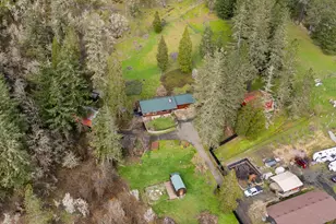 402 Northside Rd, Sutherlin, OR 97479 - Photo 44