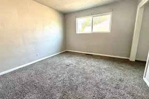 621 Irving Dr, Myrtle Creek, OR 97457 - Photo 14