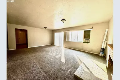 621 Irving Dr, Myrtle Creek, OR 97457 - Photo 8
