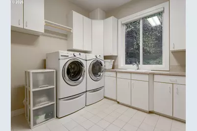 4844 NW Rainier Ct, Camas, WA 98607 - Photo 24