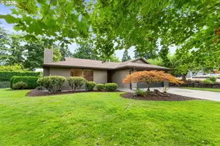 3710 SE Brendon Ct, Milwaukie, OR 97267 - Photo 2
