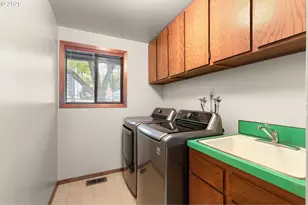 3710 SE Brendon Ct, Milwaukie, OR 97267 - Photo 40